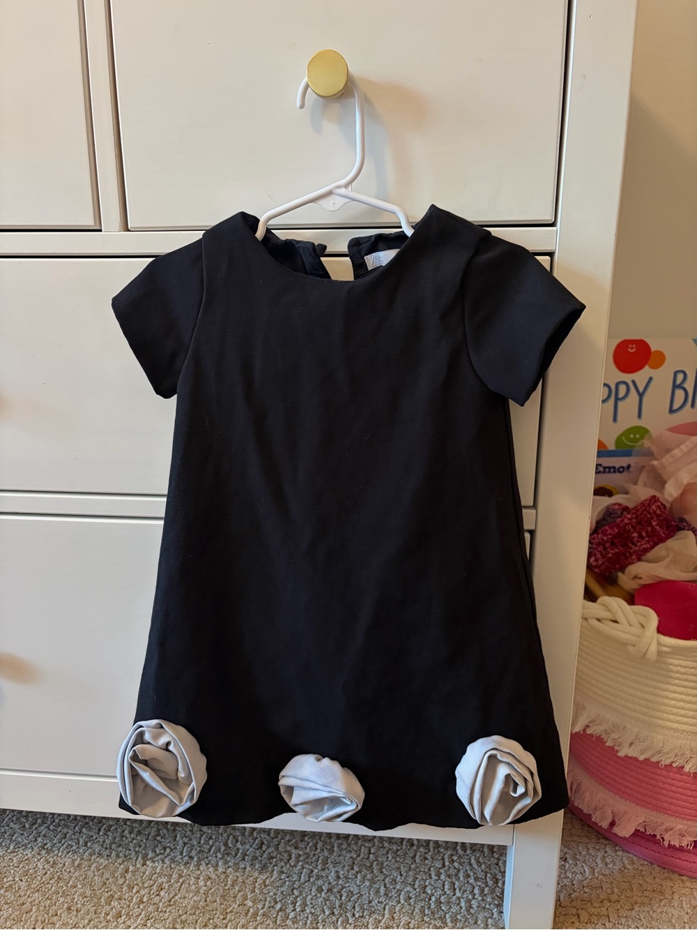 Zara Girls 3T Black Gray Rose Floral Dress Short Sleeve